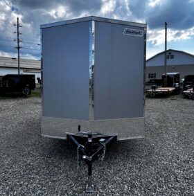 2026 HAULMARK PASSPORT DELUXE 7\’ x 12\’ ENCLOSED CARGO TRAILER-7,000 GVW, 7\’0\” INTERIOR, V-NOSE, ELECTRIC BRAKES AND RAMP DOOR (PP712T2-D)-SILVER